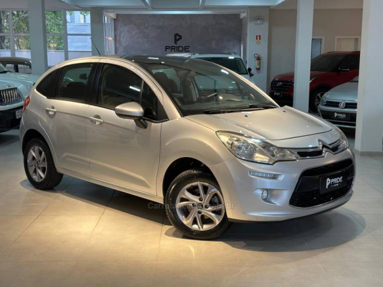 CITROËN - C3 - 2015/2016 - Prata - R$ 46.900,00