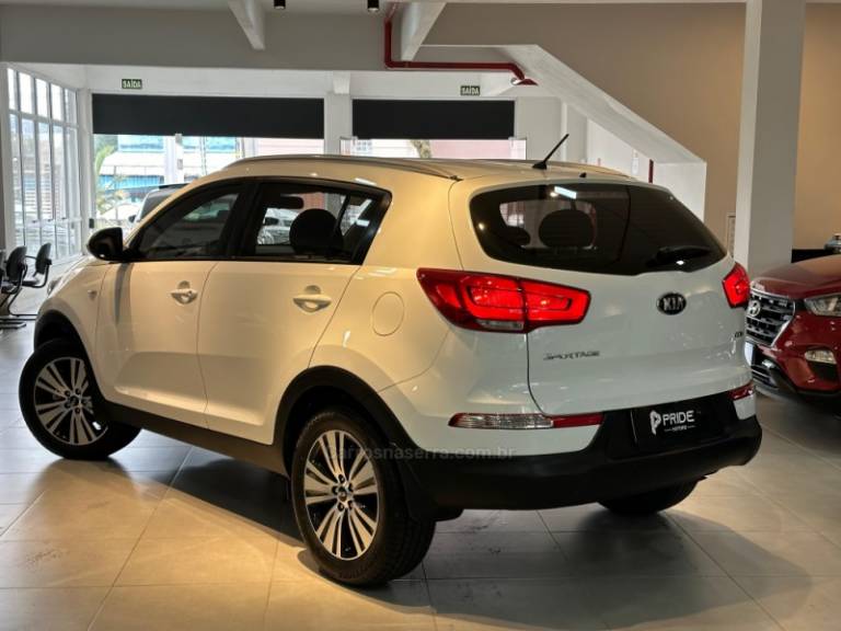 KIA MOTORS - SPORTAGE - 2014/2015 - Branca - R$ 82.900,00