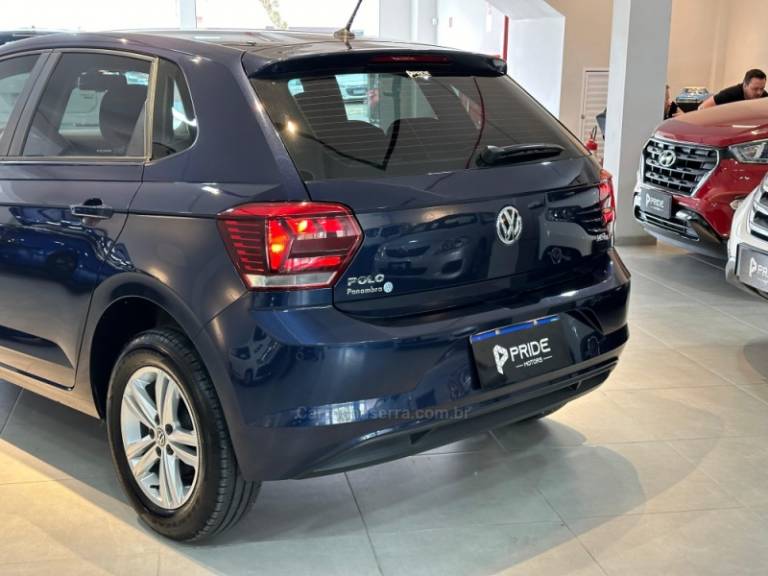 VOLKSWAGEN - POLO - 2018/2019 - Azul - R$ 69.900,00