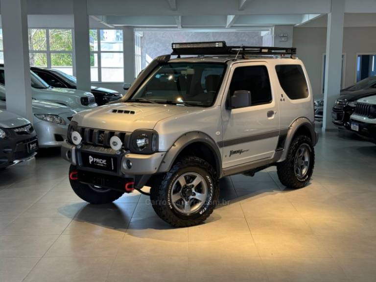 SUZUKI - JIMNY - 2015/2016 - Prata - R$ 79.900,00