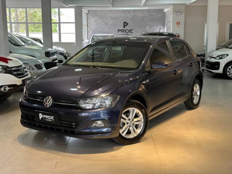 VOLKSWAGEN - POLO - 2018/2019 - Azul - R$ 69.900,00