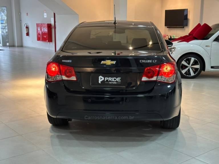 CHEVROLET - CRUZE - 2012/2012 - Preta - R$ 52.900,00