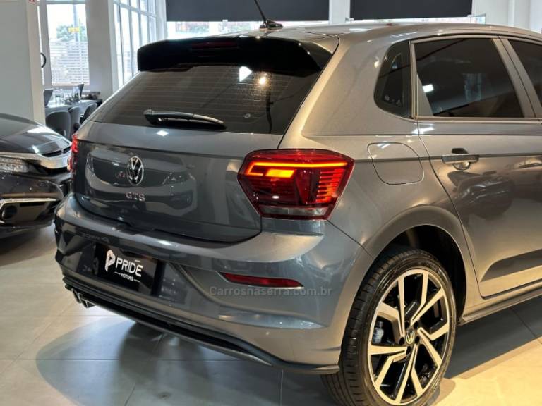 VOLKSWAGEN - POLO - 2023/2023 - Cinza - R$ 135.900,00