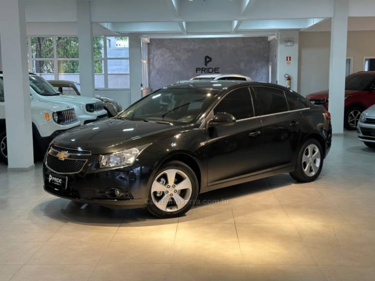 CHEVROLET - CRUZE - 2012/2012 - Preta - R$ 52.900,00