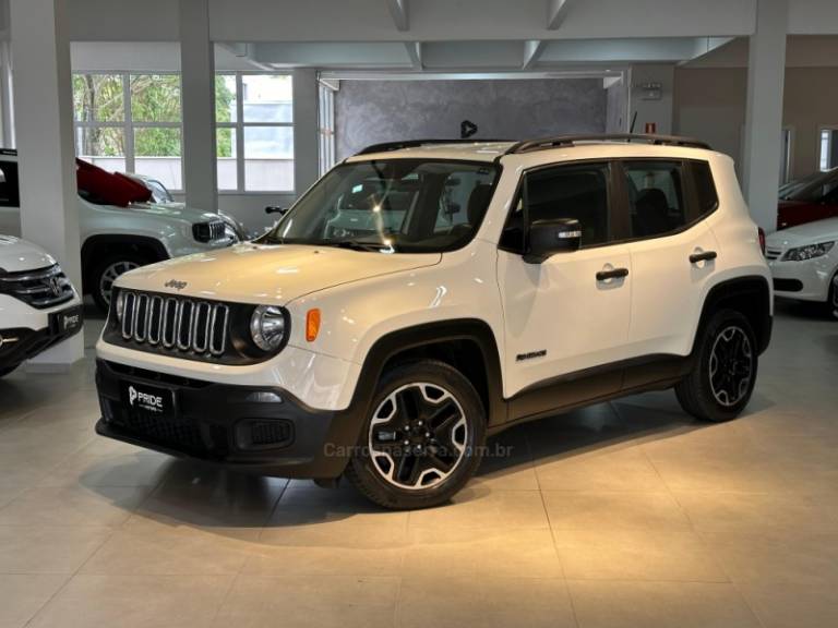 JEEP - RENEGADE - 2016/2017 - Branca - R$ 68.900,00