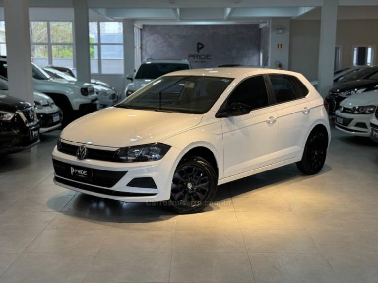 VOLKSWAGEN - POLO - 2020/2021 - Branca - R$ 70.900,00