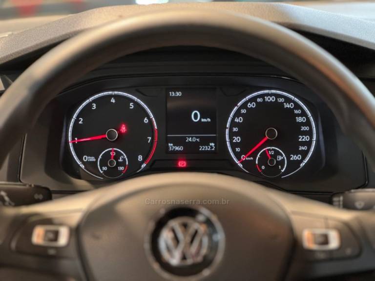 VOLKSWAGEN - POLO - 2020/2021 - Branca - R$ 70.900,00