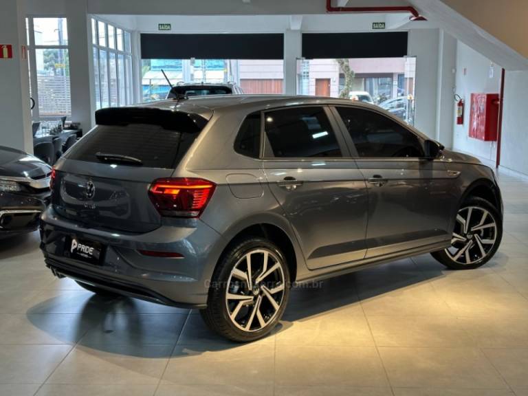 VOLKSWAGEN - POLO - 2023/2023 - Cinza - R$ 135.900,00