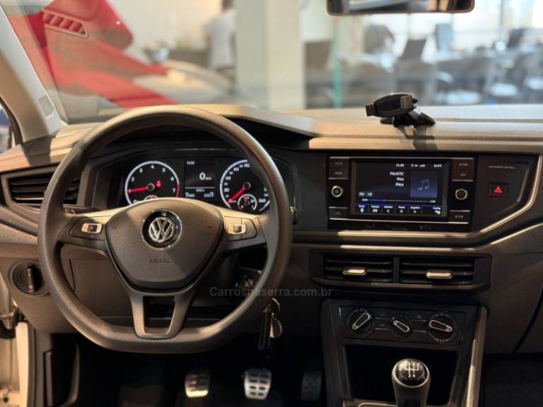 VOLKSWAGEN - POLO - 2020/2021 - Branca - R$ 70.900,00