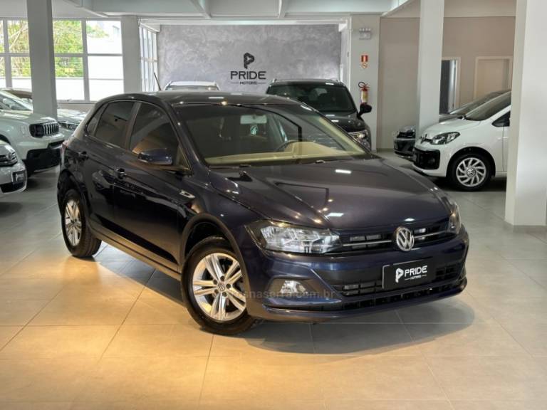 VOLKSWAGEN - POLO - 2018/2019 - Azul - R$ 69.900,00