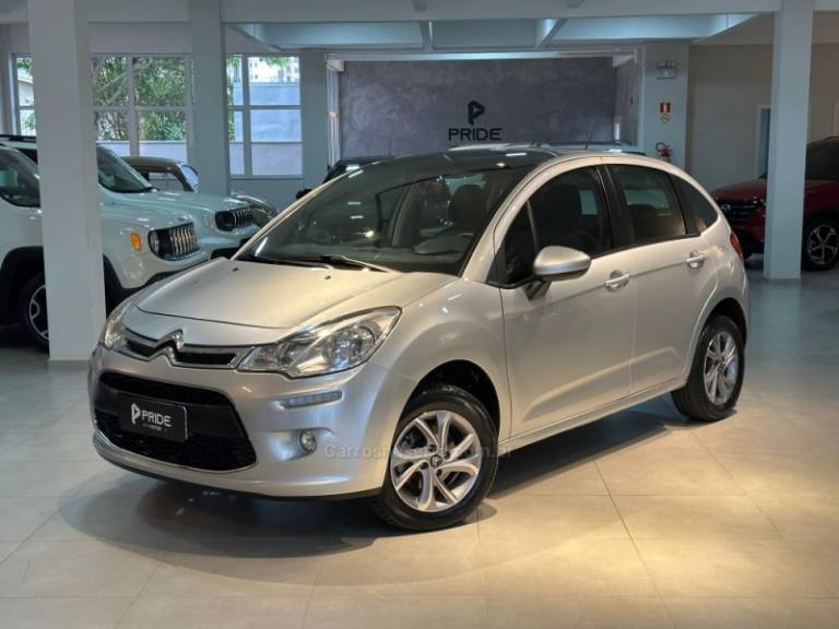 CITROËN - C3 - 2015/2016 - Prata - R$ 46.900,00