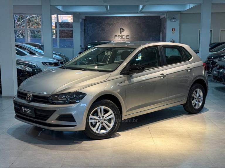 VOLKSWAGEN - POLO - 2018/2018 - Prata - R$ 63.900,00